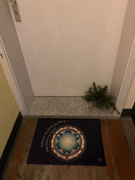 Teppich Harmonie im Ganzen® Kraft der Worte_Haustür Teppich Harmonie im Ganzen® Kraft der Worte_Haustür